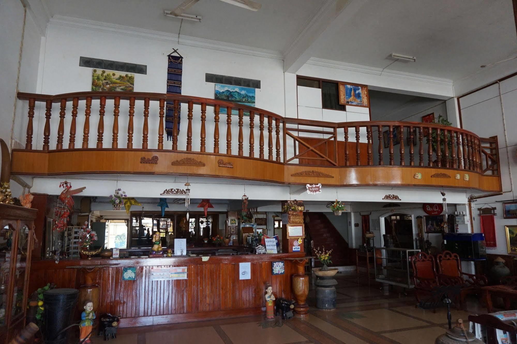Champa Hotel Pakse Exterior foto